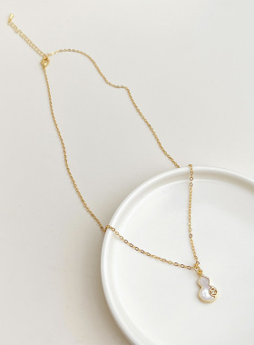 okk pine 时尚通勤镀18K保色贝壳葫芦项链轻奢风锁骨链李兰迪同款