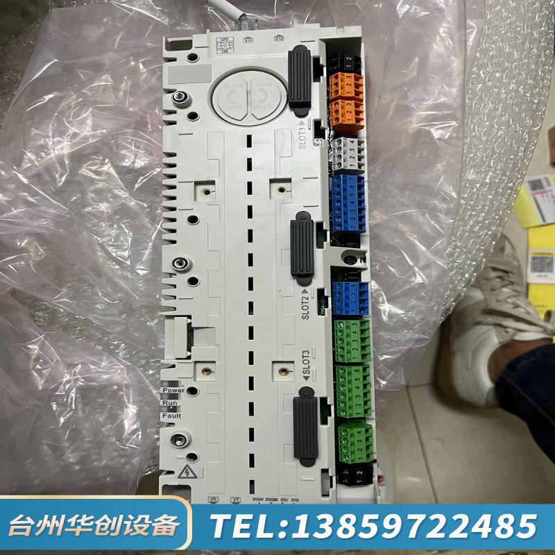 HCU-50S-CS汇川MD880变频器主板带面板SOP.议价 - 图1