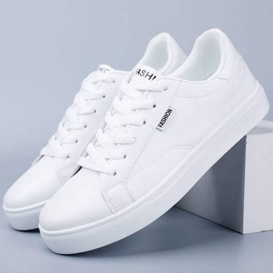 Summer men's shoes 2026 new white shoes low-top breathable sports shoes men's versatile casual trendy shoes solid color sneakers