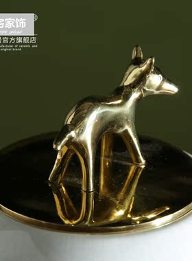 现代轻奢客厅餐桌电视柜摆件陶瓷储物罐样板房家居装饰小狗圆盖罐