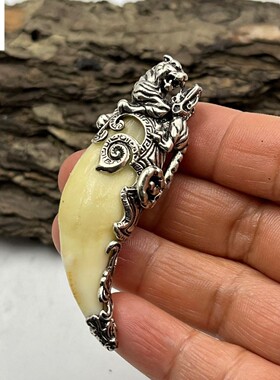 越轩银匠s925银虎头吊坠立体浮雕黑狗牙吊坠牙尖套包邮男士挂件