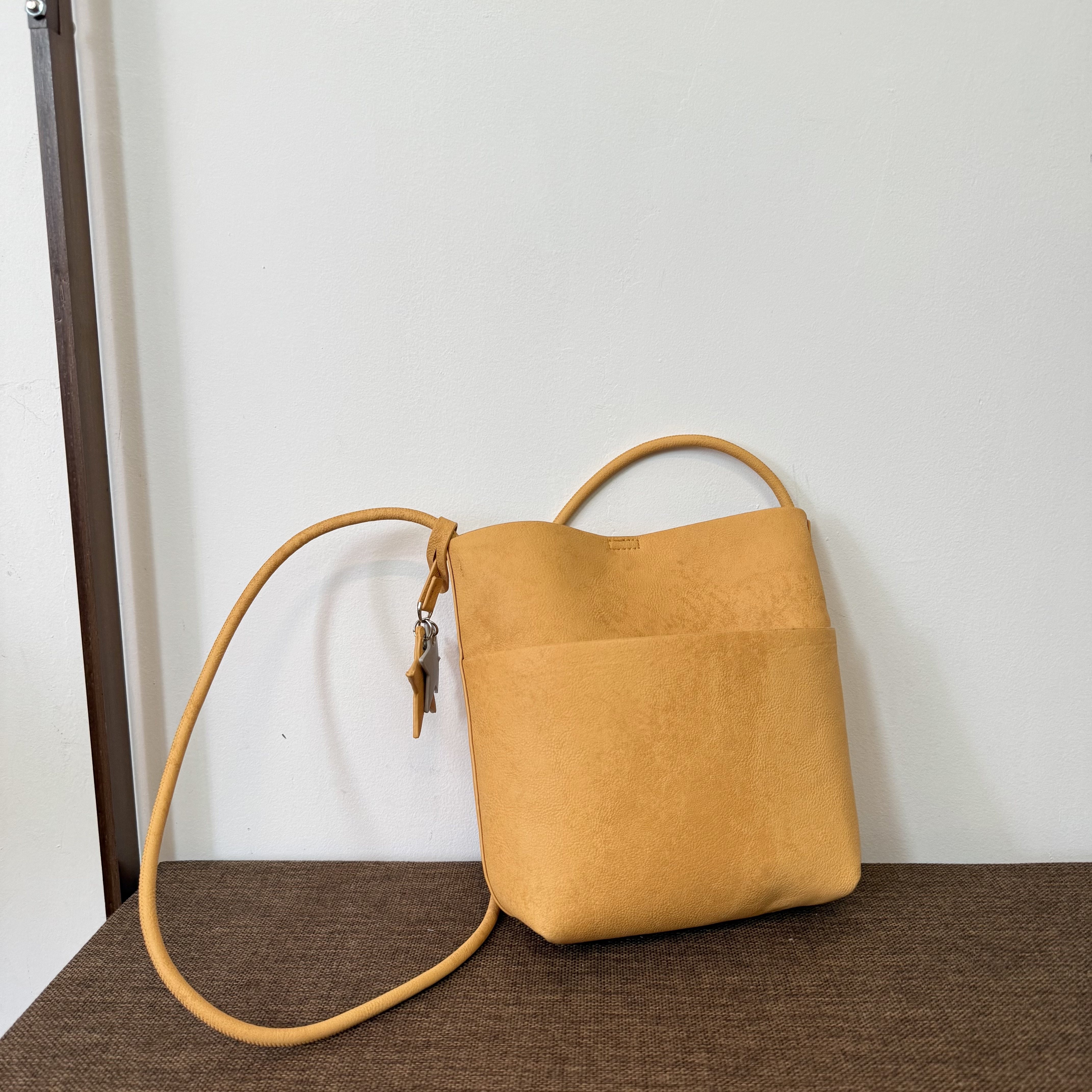 Ins style fashionable niche suede shoulder crossbody bag
