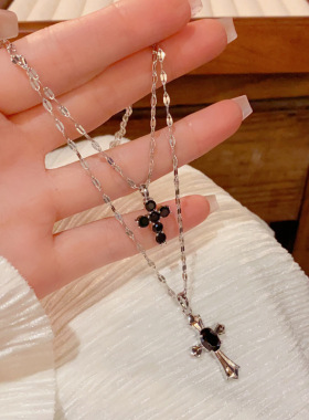 法式复古时尚简约双层黑色十字架项链女气质轻奢独特设计感锁骨链