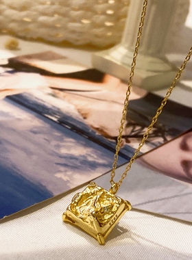 韩国东大门新款方形吊坠项链女简约百搭锁骨链小众设计感颈链配饰