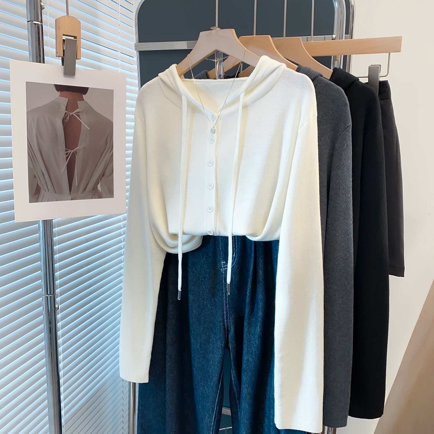 连帽毛衣女套头2025秋冬新款宽松慵懒风外穿针织衫内搭打底上衣潮 - 图0