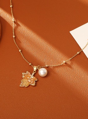 孟子义同款香槟色水晶枫叶项链女轻奢小众设计感锁骨链颈链配饰