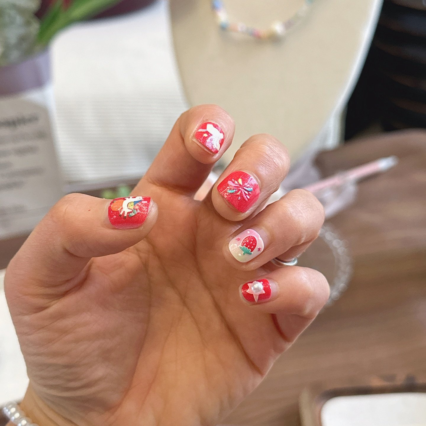 2026马年新年红指甲贴儿童穿戴甲贴女孩装扮玩具礼物宝宝美甲贴片,淘宝优惠券,粉丝福利购,淘宝优惠卷