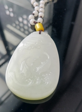 新品爆款时尚百搭民族风白底青翠青吊坠男女款绿白色连年有余挂件