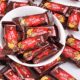 Nestlé Crispy Shark Chocolate Wafer Biscuits 500g Bulk Short Wedding Cake Late Night Supper Internet Celebrity Casual Snacks