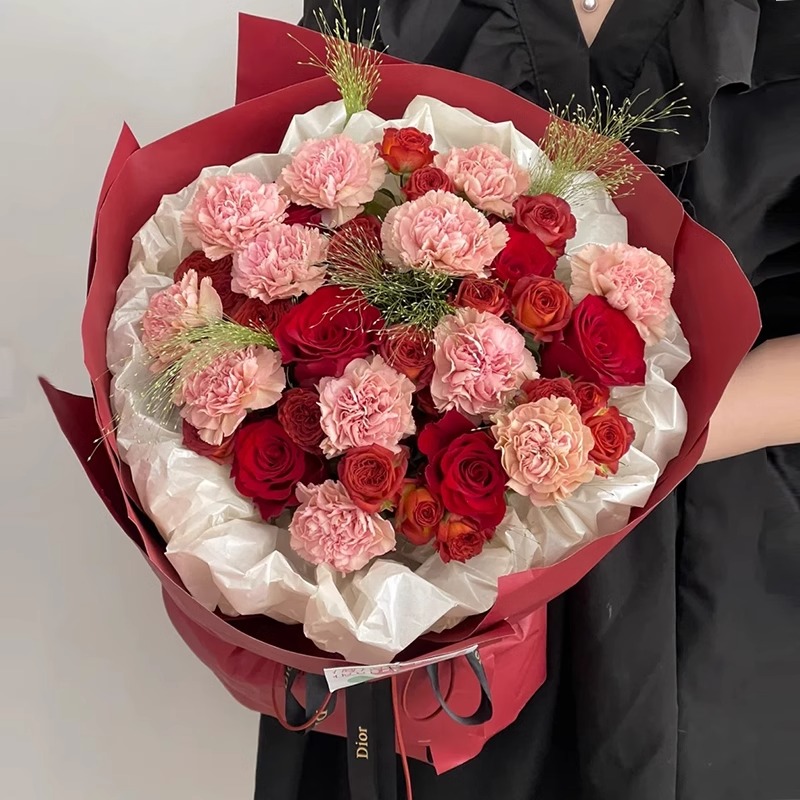 红玫瑰百合康乃馨花束全国鲜花速递同城配送长辈生日礼物北京上海