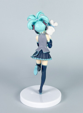 初音未来动漫美少女手办大耳玉桂狗初音MIKU模型公仔机箱摆件桌面