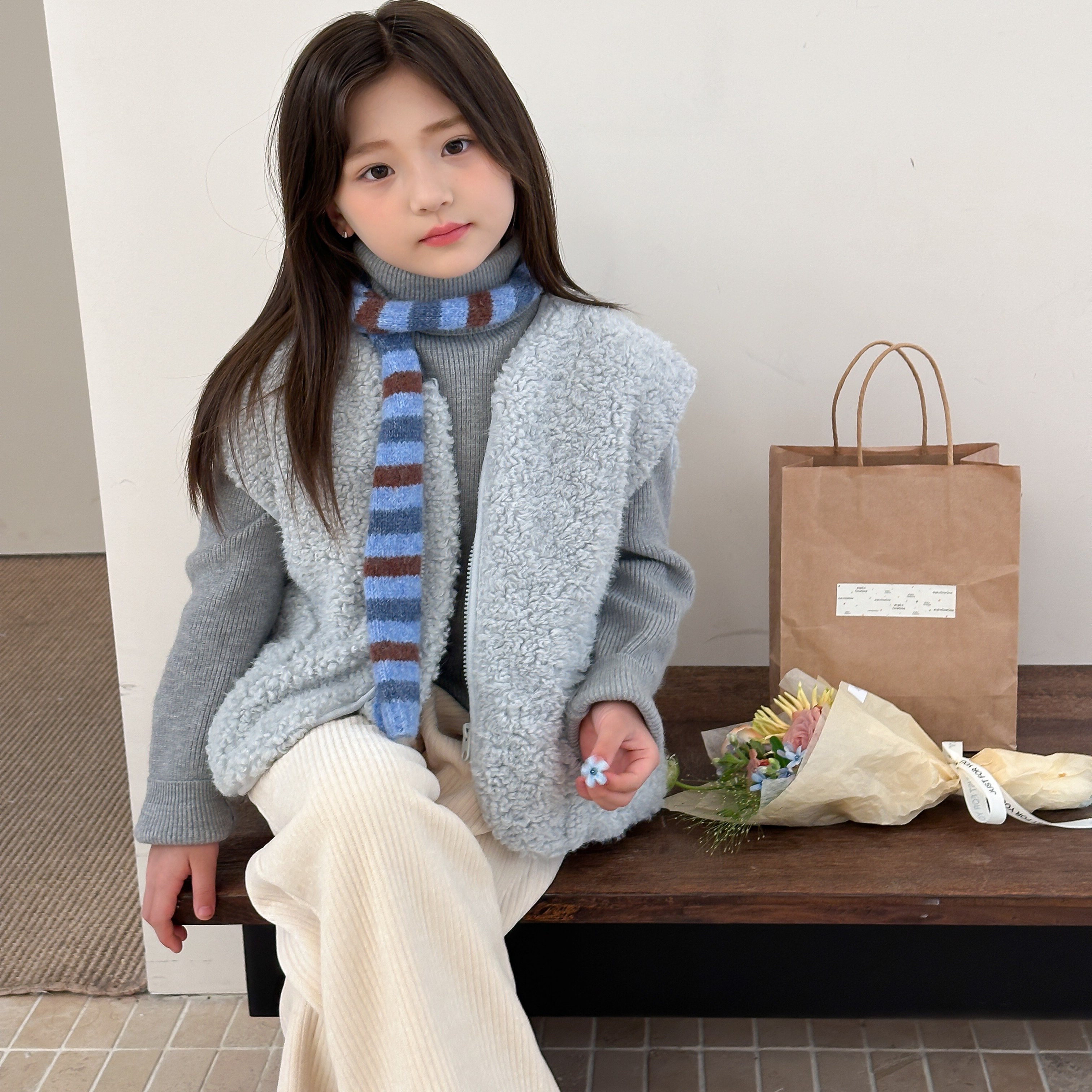 儿童仿羊羔绒马甲2025秋冬新款男女童韩系背心中大童百搭坎肩外套,淘宝优惠券,粉丝福利购,淘宝优惠卷