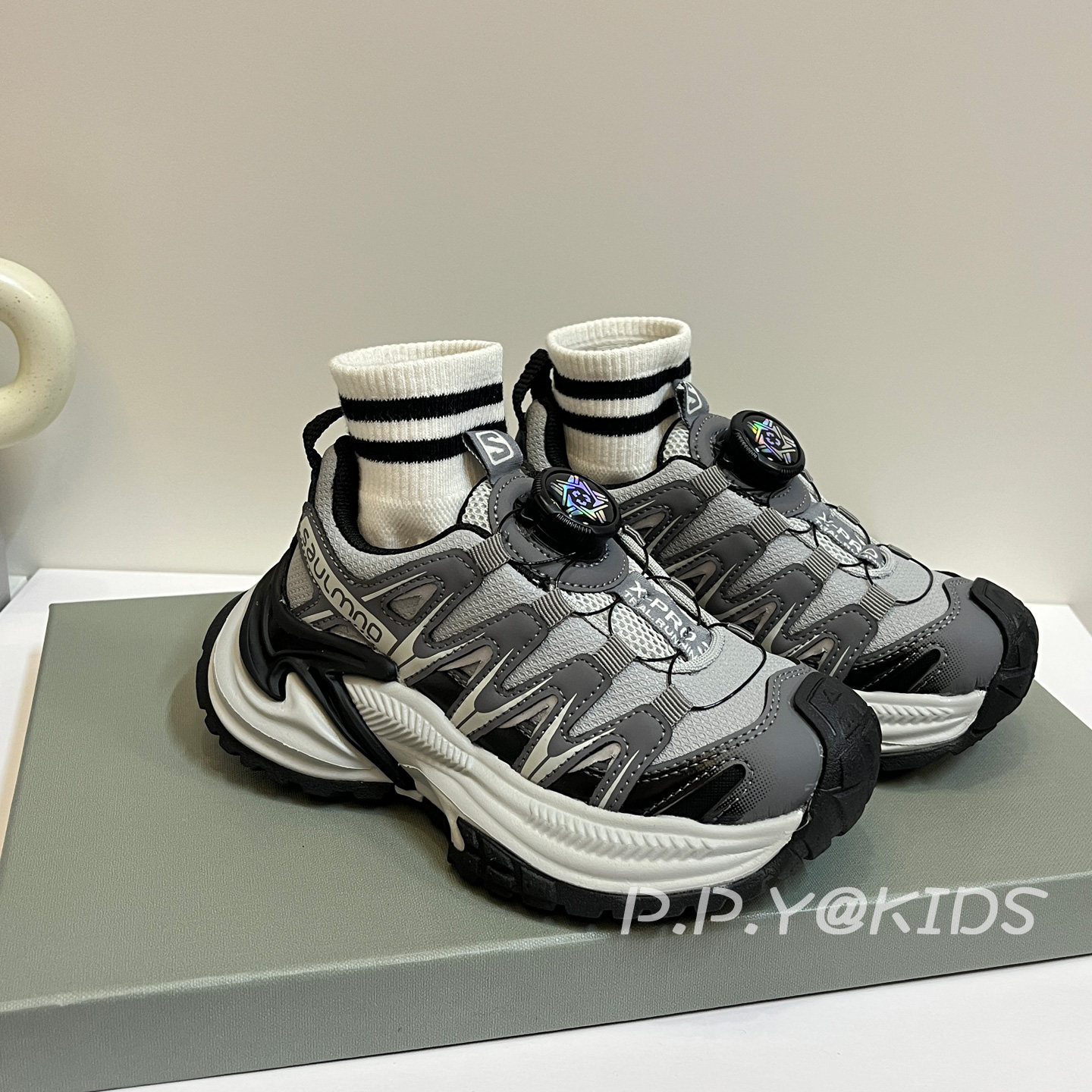 秋冬皮面儿童老爹鞋2025新款男童运动鞋户外防滑女童登山鞋中大童,淘宝优惠券,粉丝福利购,淘宝优惠卷