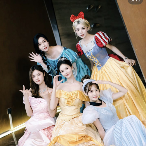 出租迪士尼贝儿灰姑娘裙成人礼cosplay礼服表演晨袍在逃公主裙 - 图3