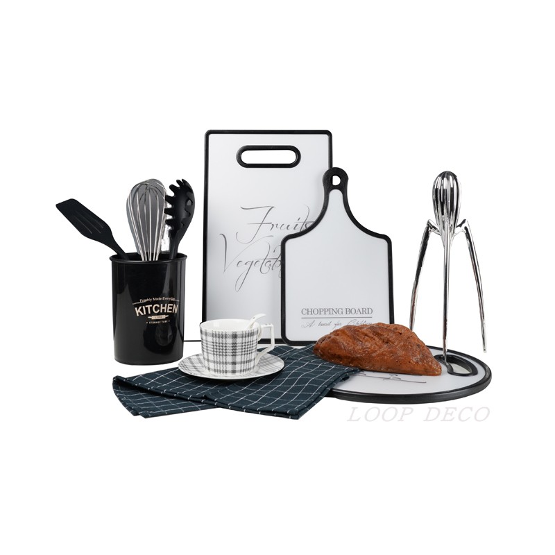 样板间 厨房餐厅台面简约现代摆件 几何砧板面包茶巾炊具软装套件 - 图3