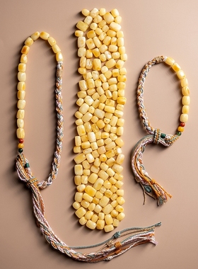 一条暖暖的蜜蜡手串卡杰格朵