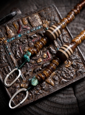 卡杰格朵一串设计感的嘎嘎手串