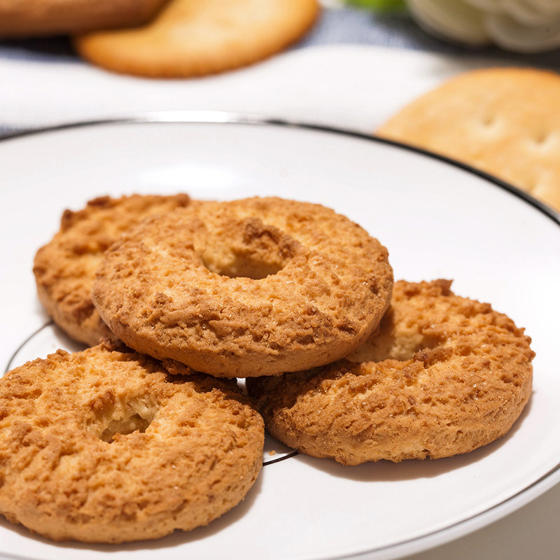 嘉顿喜饼红罐曲奇780g曲奇饼干+加拿180g礼盒装年货礼包休闲零食,淘宝优惠券,粉丝福利购,淘宝优惠卷