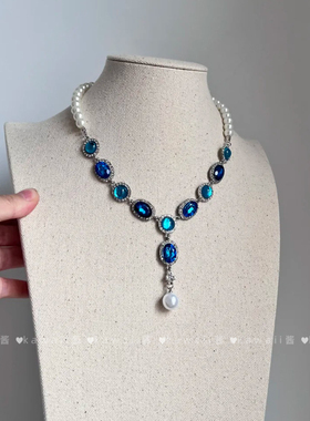 千金风晚宴蓝色水钻项链