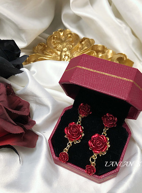 红色玫瑰花朵宫廷风晚宴礼服耳饰