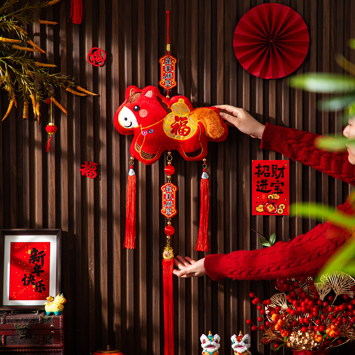 新年春节过年乔迁之喜墙上装饰品客厅中国结鞭炮挂件辣椒挂串挂饰