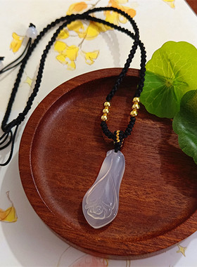 天然冰种白玉髓吊坠冰透玛瑙玉兰花玫瑰花玉石挂件送女友老婆妈妈