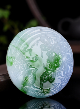 新疆翠青凤戏牡丹吊坠