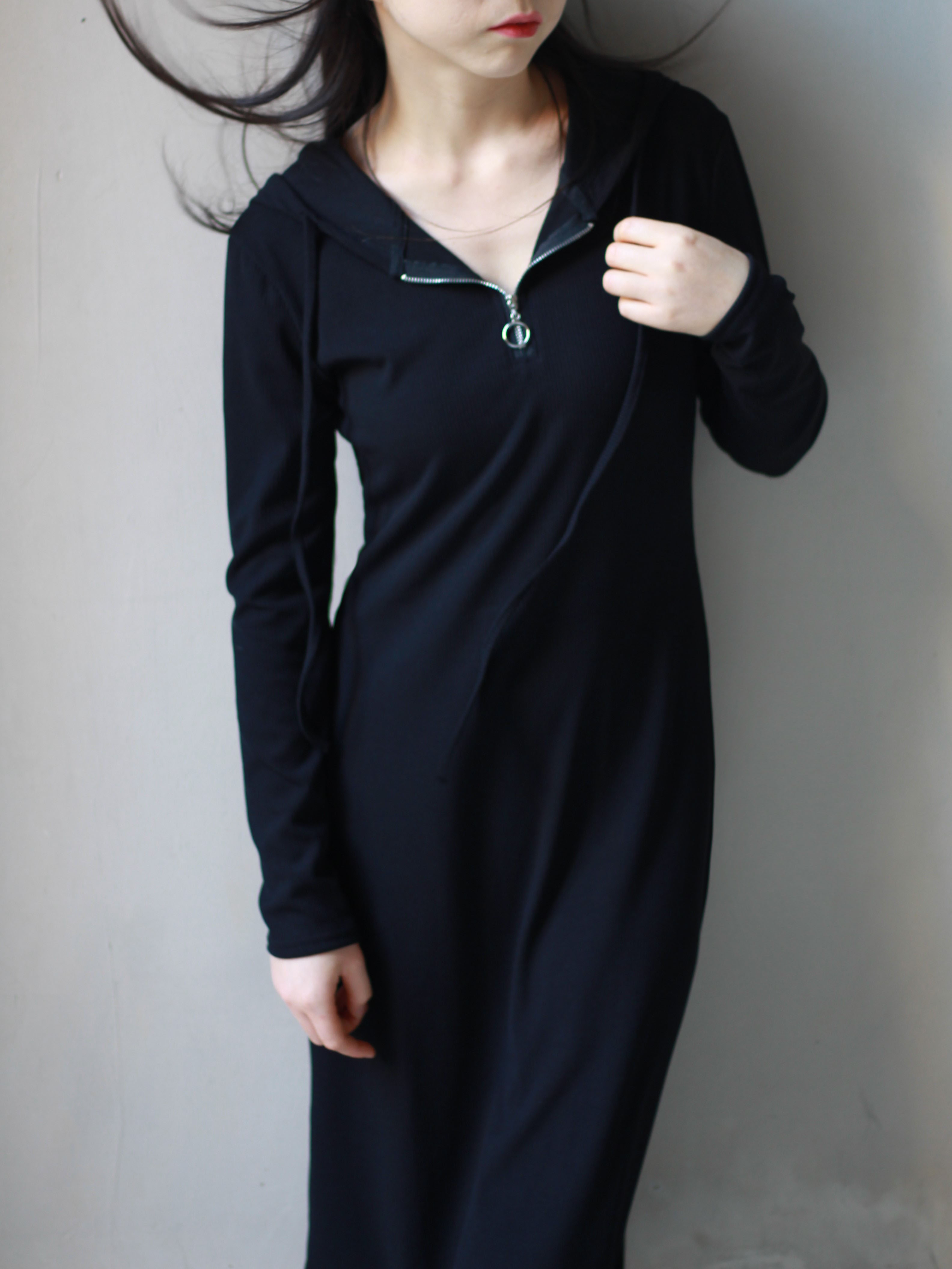 150小个子黑色针织长袖连衣裙秋冬新款显高显瘦气质内搭打底裙子