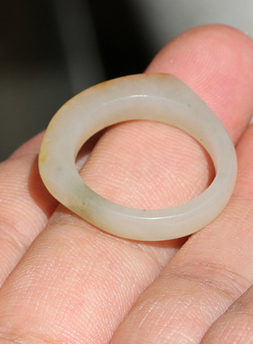 正宗新疆和田玉籽料洒金皮白玉18.5mm戒子玉龙喀什河戒指指环推荐