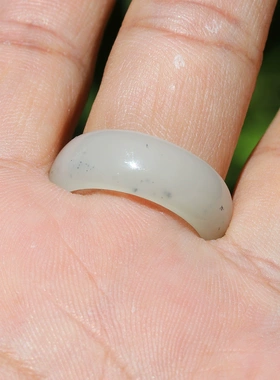 新疆和田玉籽料戒指男女款