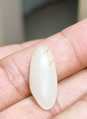 原石玉石手链和田玉籽料白玉