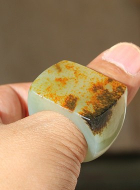 雕件玉石扳指和田玉籽料青白玉