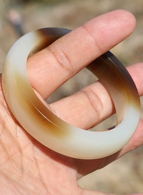 新疆和田玉且末金山蜜糖手镯