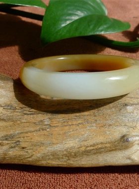 新疆和田玉老坑糖羊脂白玉手镯