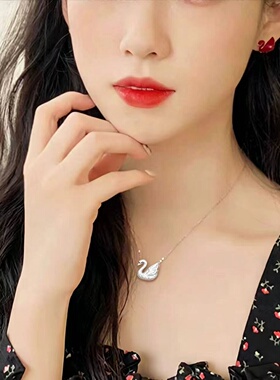 时尚韩版天鹅镶钻项链女百搭高级感简约设计精致女生水晶锁骨链