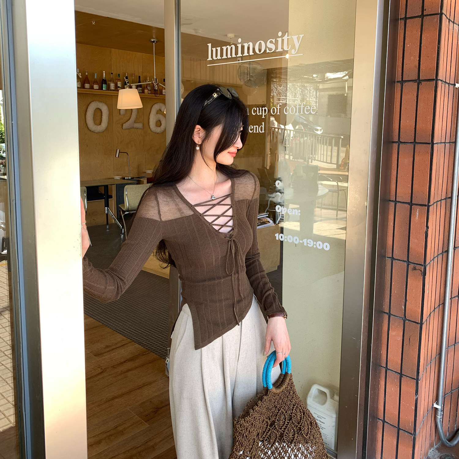 纯欲风粉色绑带镂空V领不规则开叉长袖内搭打底衫女春新款T恤上衣,淘宝优惠券,粉丝福利购,淘宝优惠卷