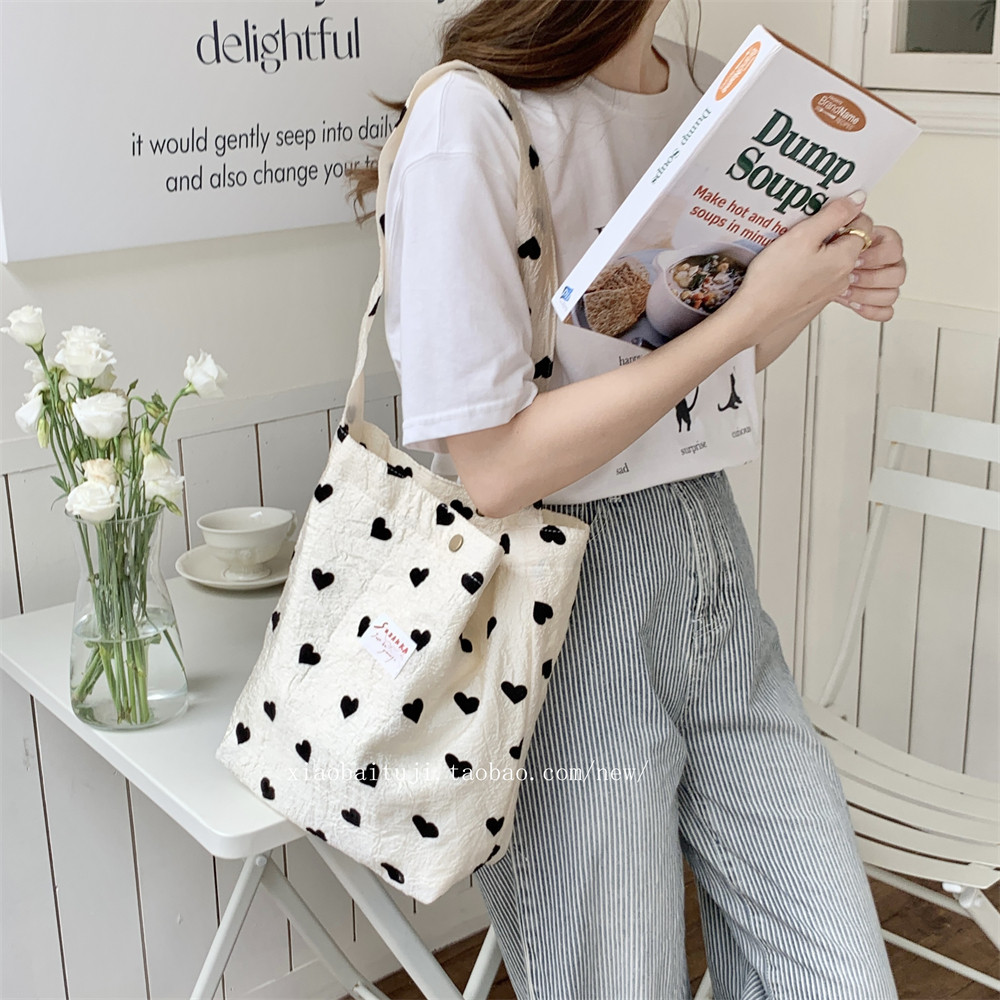 小白兔几 新款纹理爱心帆布单肩背心包大容量手提包女腋下小挎包,淘宝优惠券,粉丝福利购,淘宝优惠卷