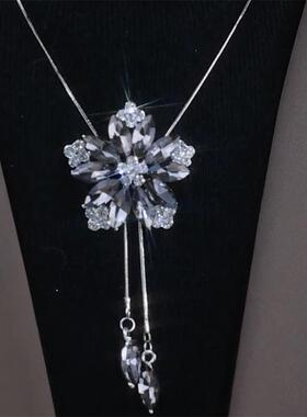 可调节锆石水晶花朵吊坠流苏毛衣链女时尚设计感长款秋冬新款项链