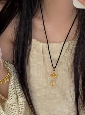 古法荷花两世欢项链女夏时尚气质高级感编织绳沙金莲花吊坠锁骨链