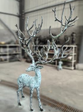 铜雕梅花鹿雕塑户外小区广场景观园林摆放铸铜 仿铜小鹿 麋鹿动物