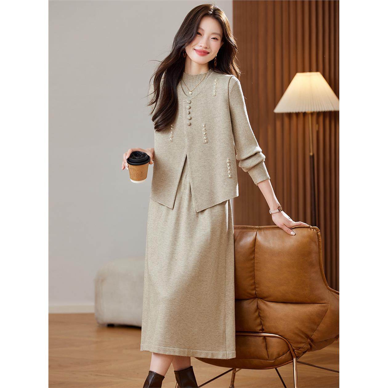 马甲半高领毛衣裙两件套女秋冬2025新款女装洋气时髦套装过膝裙子,淘宝优惠券,粉丝福利购,淘宝优惠卷
