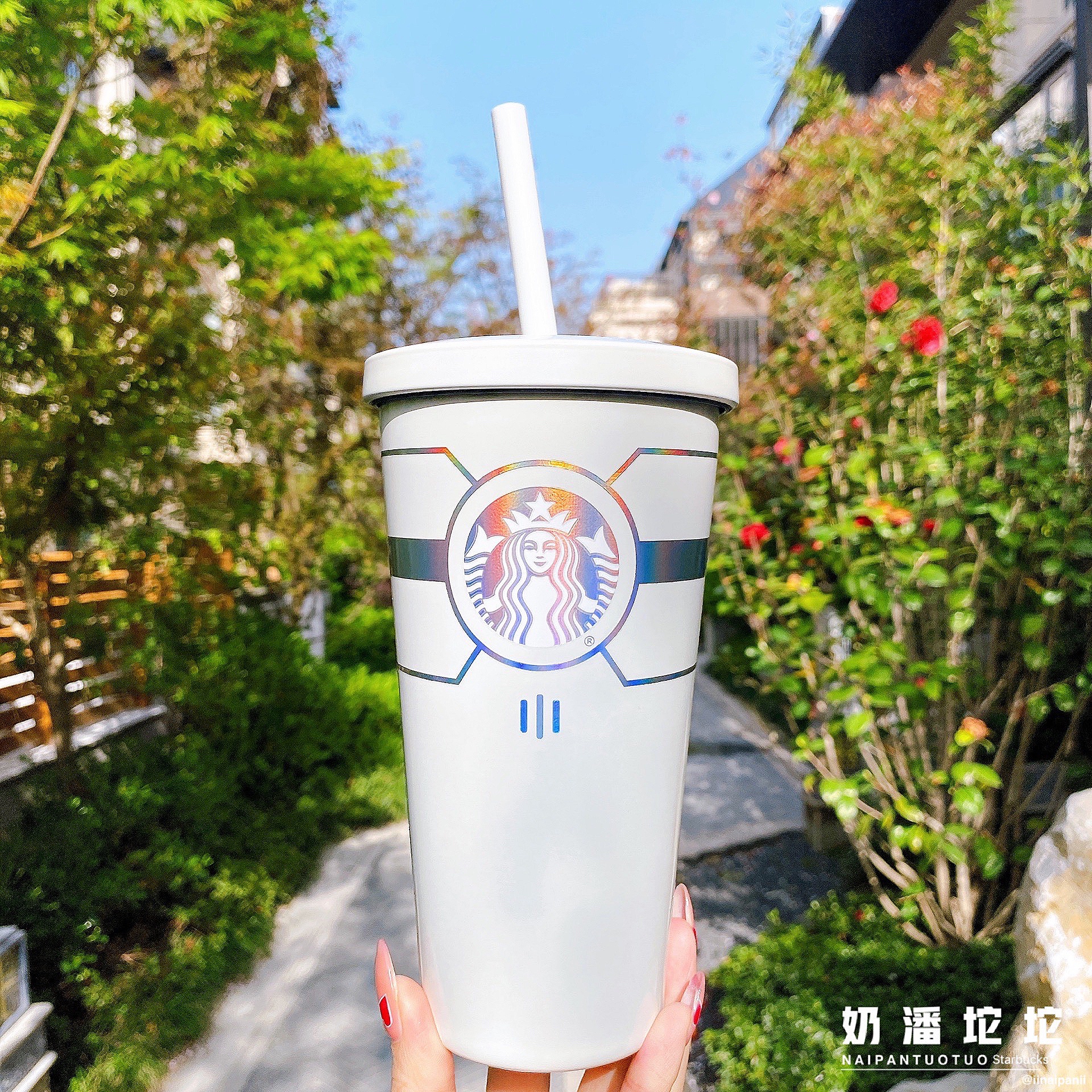 星巴克杯子2021环保季未来小熊宇航员大容量炫彩款不锈钢吸管杯
