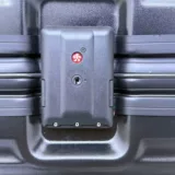 Чемодан, замок, универсальный аксессуар