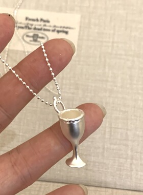 韩系简约酒杯项链女款高级感吊坠精致优雅长款时尚气质简约颈链