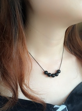 本命年天然黑红玛瑙女士时尚饰品