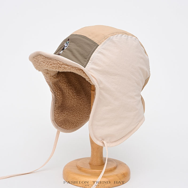 Korean version of the pilot hat for men and women in autumn and winter, thickened and warm Lei Feng hat, cycling helmet, inner liner, ear protection hat