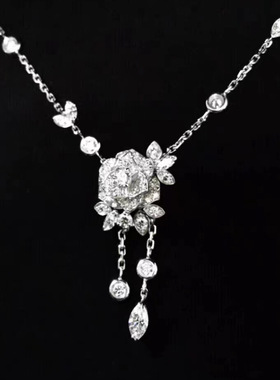 新款跨境原创设计精致甜美养殖珍珠项链女小众立体花朵流苏锁骨链