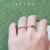 Simple, exquisite and fresh 18K gold ring
