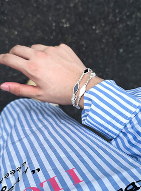 白贝母玛瑙槟榔叠戴手链女轻奢高级设计感黑玛瑙手饰