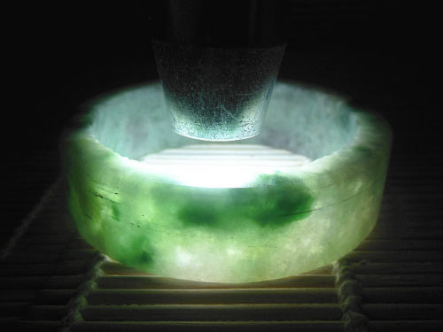 58mm冰糯种水淡紫翠绿色宽版明料 翡翠玉石A货大号手镯毛胚厚桩料 - 图3